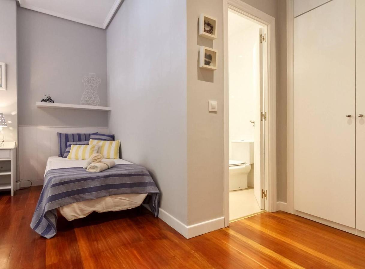 Vivienda Turistica De Prestancia En Castanos, Bilbao Bagian luar foto