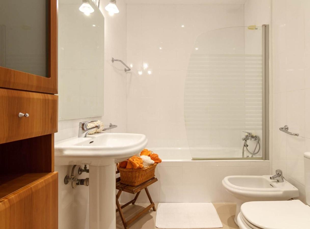 Vivienda Turistica De Prestancia En Castanos, Bilbao Bagian luar foto